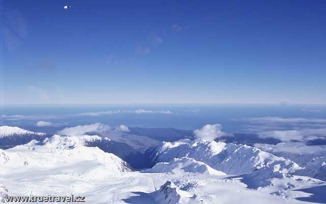 Nad ledovci, hřebenem Jižních Alp a Mt Cook | Nový Zéland