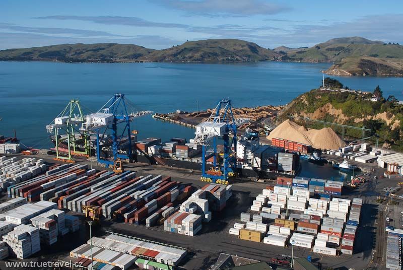 Nový Zéland, Dunedin | V Port Chalmers je hlavní přístav